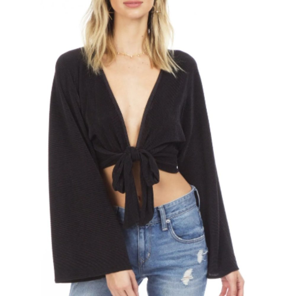 BLUE LIFE CRYSTAL PLEATED KIMONO TIE FRONT TOP RIBBED BLACK KNOTTED KNOT XS/S